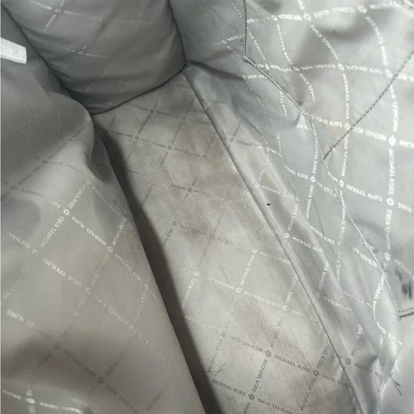 Michael Kors straw handbag - Picture 10 of 12